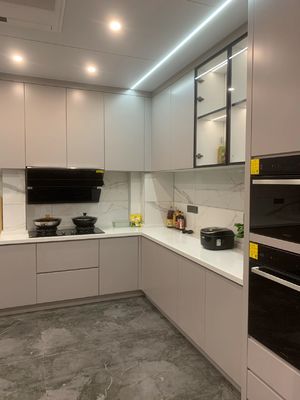 Multifunctional Modern Design Smart Quality Elegant European Kitchen Cabinet
