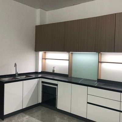 Modern Kitchen Cabinet Eco Friendly Scratch Resistant Particle Board Doors