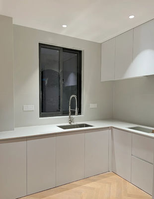 Customization Kitchen Cabinets Modern Cupboard with Quartz Stone Counters