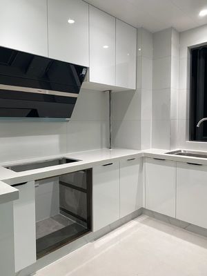 Eco-Friendly Sleek Modern Minimalist Kitchen Cabinet With Elegant Finish