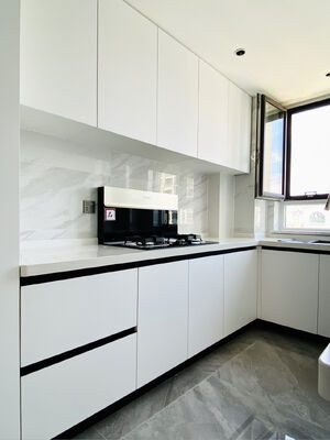 Foshan Furniture High End Luxury European Wooden Furniture Kitchen Cabinets