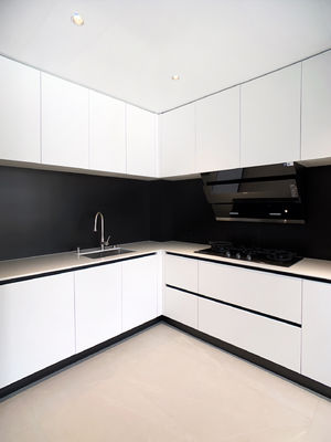 Chic Durable Modern High Gloss PVC Blister Door Wooden Luxury Kitchen Cabinet