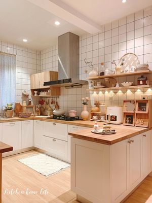 Modern Design Melamine White Kitchen Pantry Cabinet With Countertop