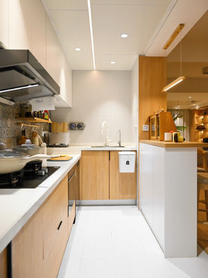 High Quality PVC Laminate Modern Kitchen Cabinet Pantry Cupboard Design