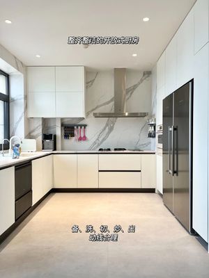 Hotel European Style Luxury Solid Wood Base Prefabricated Kitchen Cabient