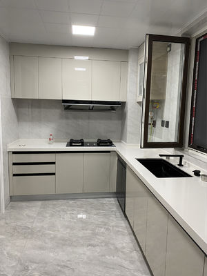 Italian Modern Design Wooden Kitchen Cabinets Wall Cabinet Full Set