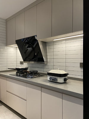Direct Supplier High Gloos White PVC Finish Kitchen Cabinet With Wooden Melamine