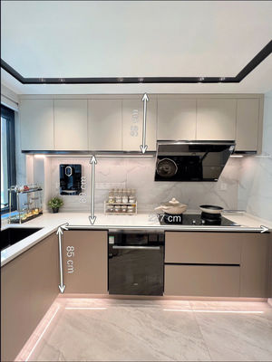Customized Free Design PVC Glossy Kitchen Cabinet For Apartment Villa