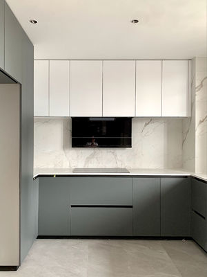 High End Kitchen Cabinet Italian Cusine Luxury Painting Laminate Full Modern
