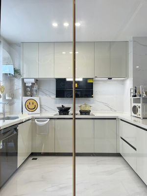 Factory Customized Design Modern Cabinet Kitchen Furniture Melamine Door Finish
