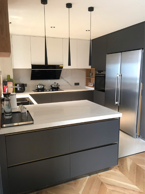 Kitchen Pantry Cupboard Lacquer MDF Kitchen Cabinet With Drawer Slide