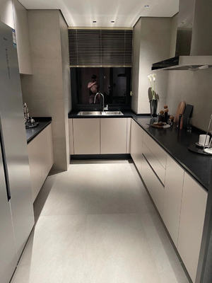 HPL Laminated Finished Wooden Kitchen Cabinetry For Dining Room Decoration