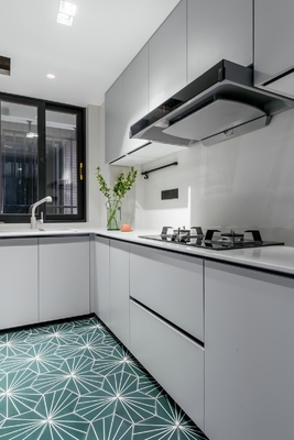 Laminate PVC Finish Customized Modern Design Kitchen Cabinets For Home