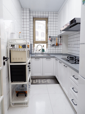 Modern Design Melamine Finish With Quartz Stone Waterfall Island Kitchen Cabinet