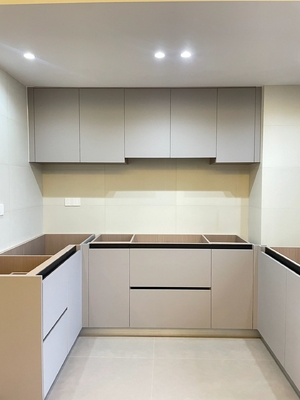 Customized Kitchen Modern Chinese Furnituer Melamine Kitchen Cabinetry