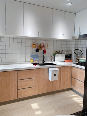 Customized Kitchen Modern Chinese Furnituer Melamine Kitchen Cabinetry