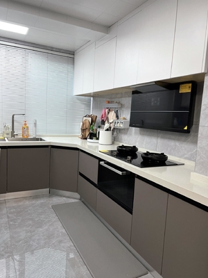 Customized Kitchen Modern Chinese Furnituer Melamine Kitchen Cabinetry