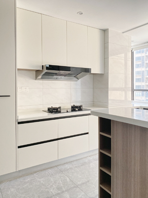 Modern Kitchen Cupboard Melamine Kitchen White Lacquer Chinese Furniture