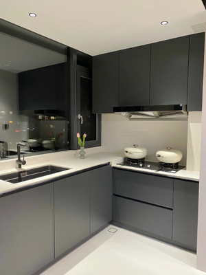 Chinese MDF Modern Flat Panel Melamine Wooden Kitchen Cabinet Furniture
