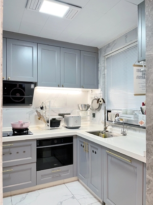 Plywood Shaker Wooden Furniture Assembled Kitchen Cabinets With Island Unit