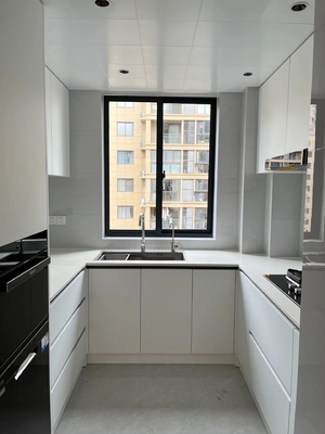 Heat-Resistant Kitchen Cabinet Doors With Waterproof Finish for Home