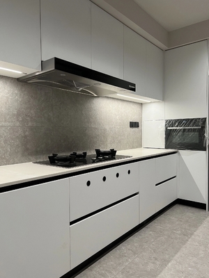 L Shape Melamine Kitchen Cabinet with Quartz Countertop
