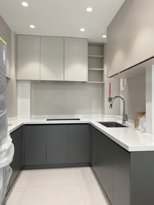 Modern Kitchen Cabinets with Quartz Granite Marble Countertops