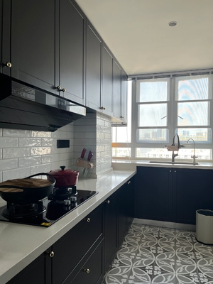Modern Kitchen Cabinets with Quartz Granite Marble Countertops