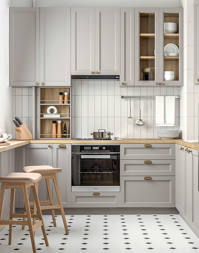 Custom Shaker Kitchen Cabinets with Quartz Countertops